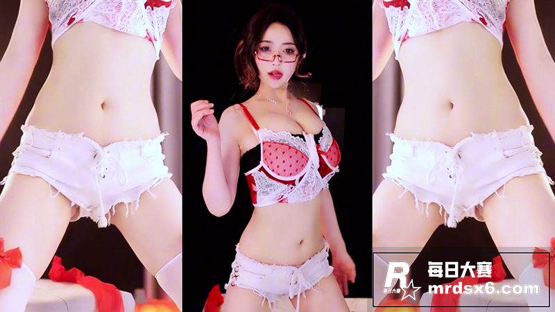 网易CC巨乳御姐 小相关图片6
