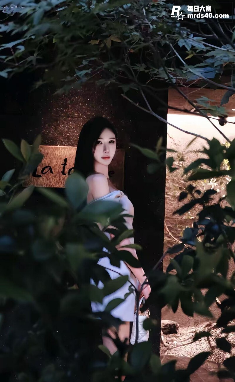 抖音最美网红男娘 别相关图片3