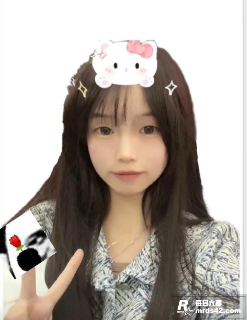 长相乖巧的新疆学生妹相关图片1