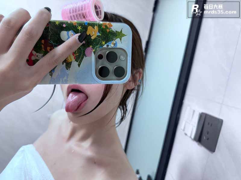 江西理工大学眼镜妹梁相关图片2