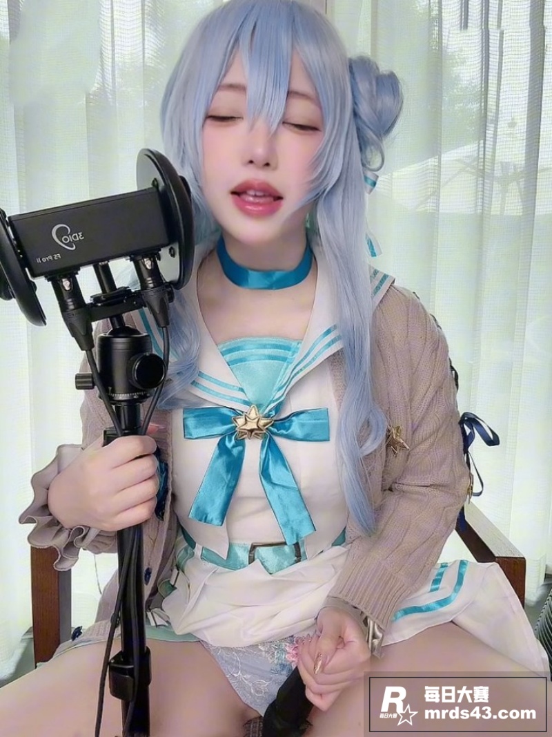 日本大奶女神ASMR相关图片2