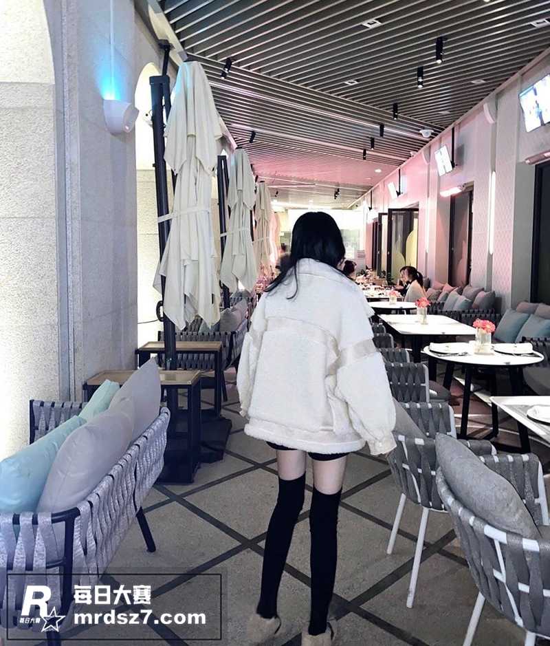 抖音300w粉丝女网相关图片11