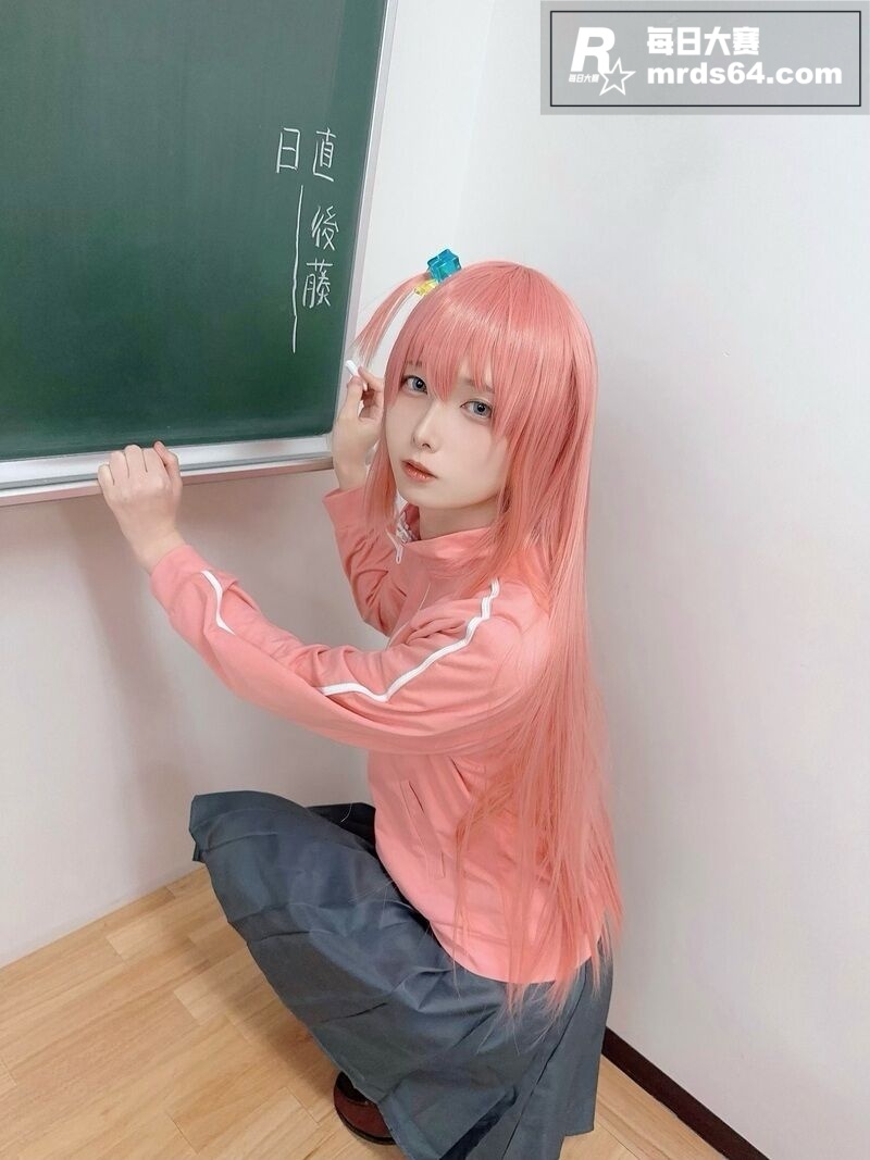 高颜值TS伪娘 秋月相关图片2