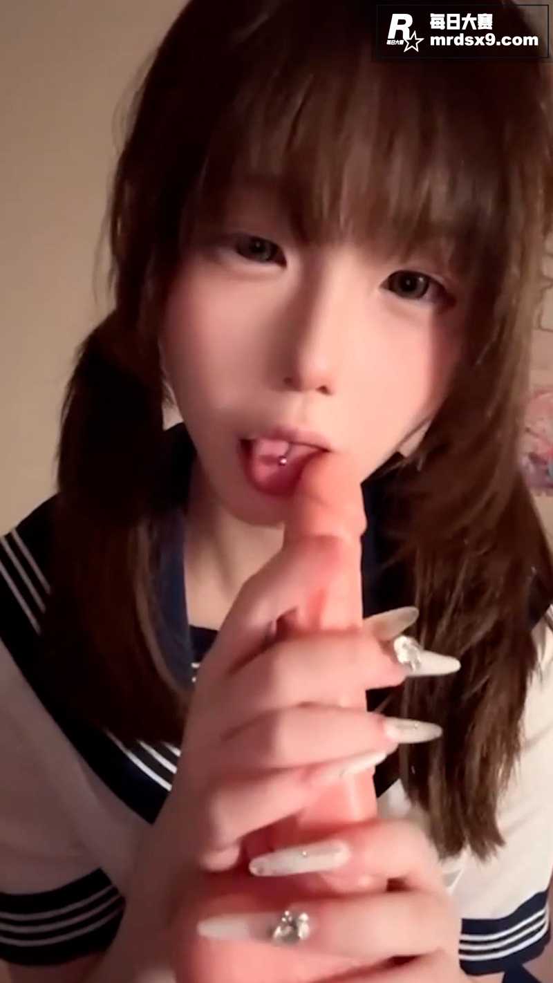 推特双马尾萝莉 饱饱相关图片2