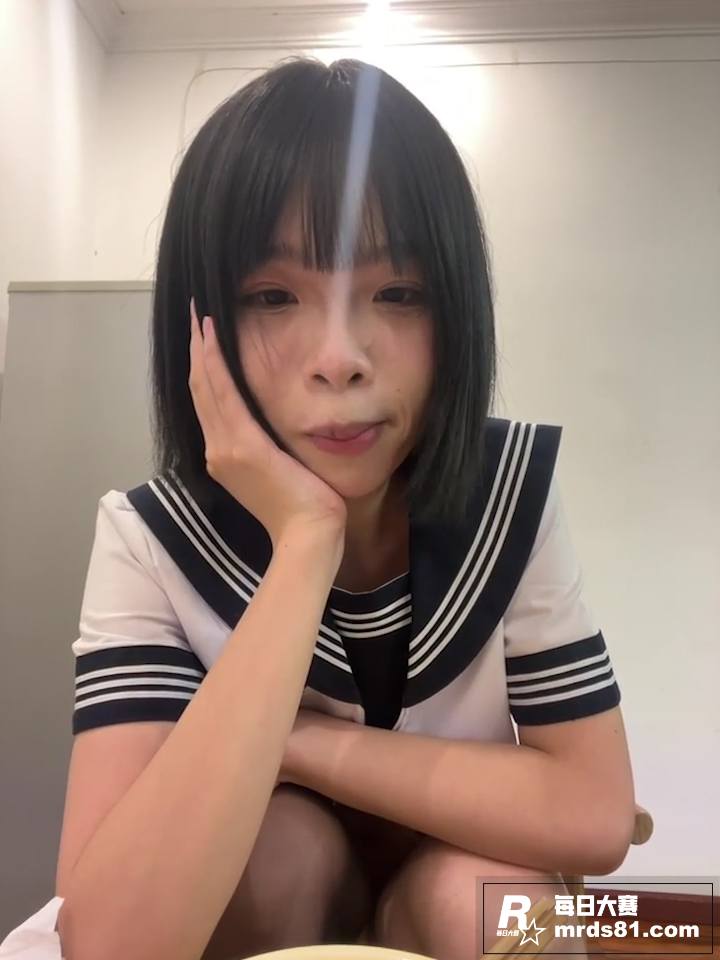 ST站极品反差萝莉 相关图片1