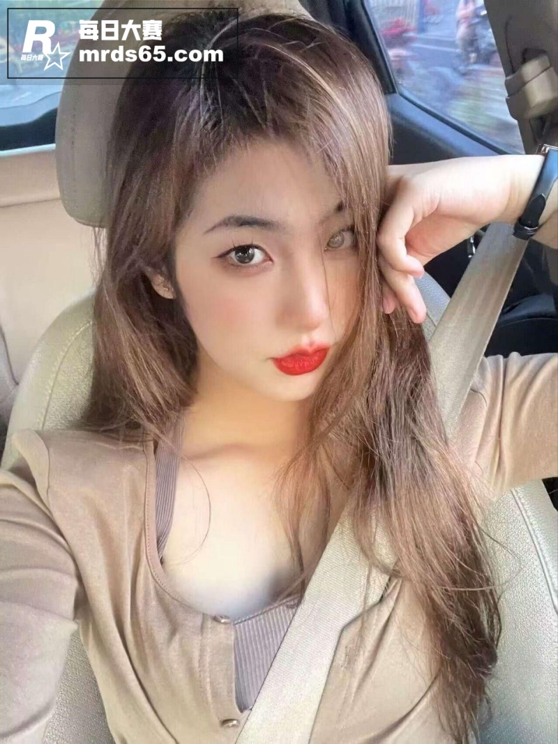 重庆大学反差女大生 相关图片1