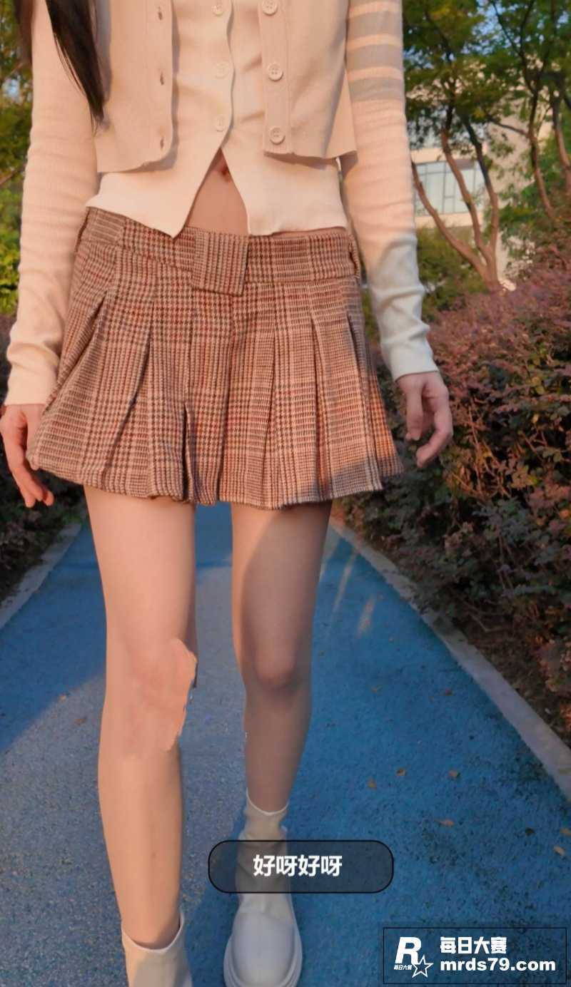 推特极品尤物 Joi相关图片6