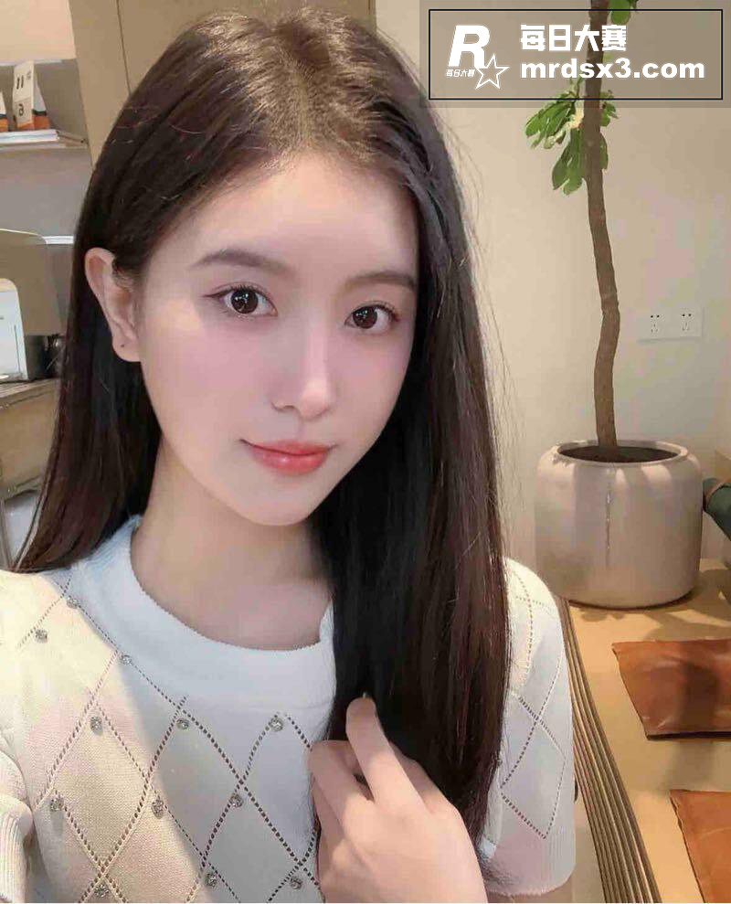兰州学院学生妹自拍流相关图片2