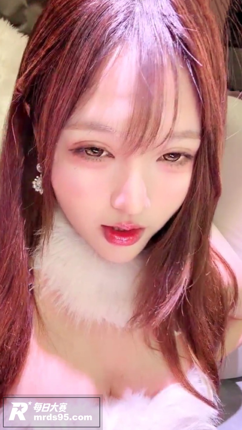 玩物社交直播女王 上相关图片1