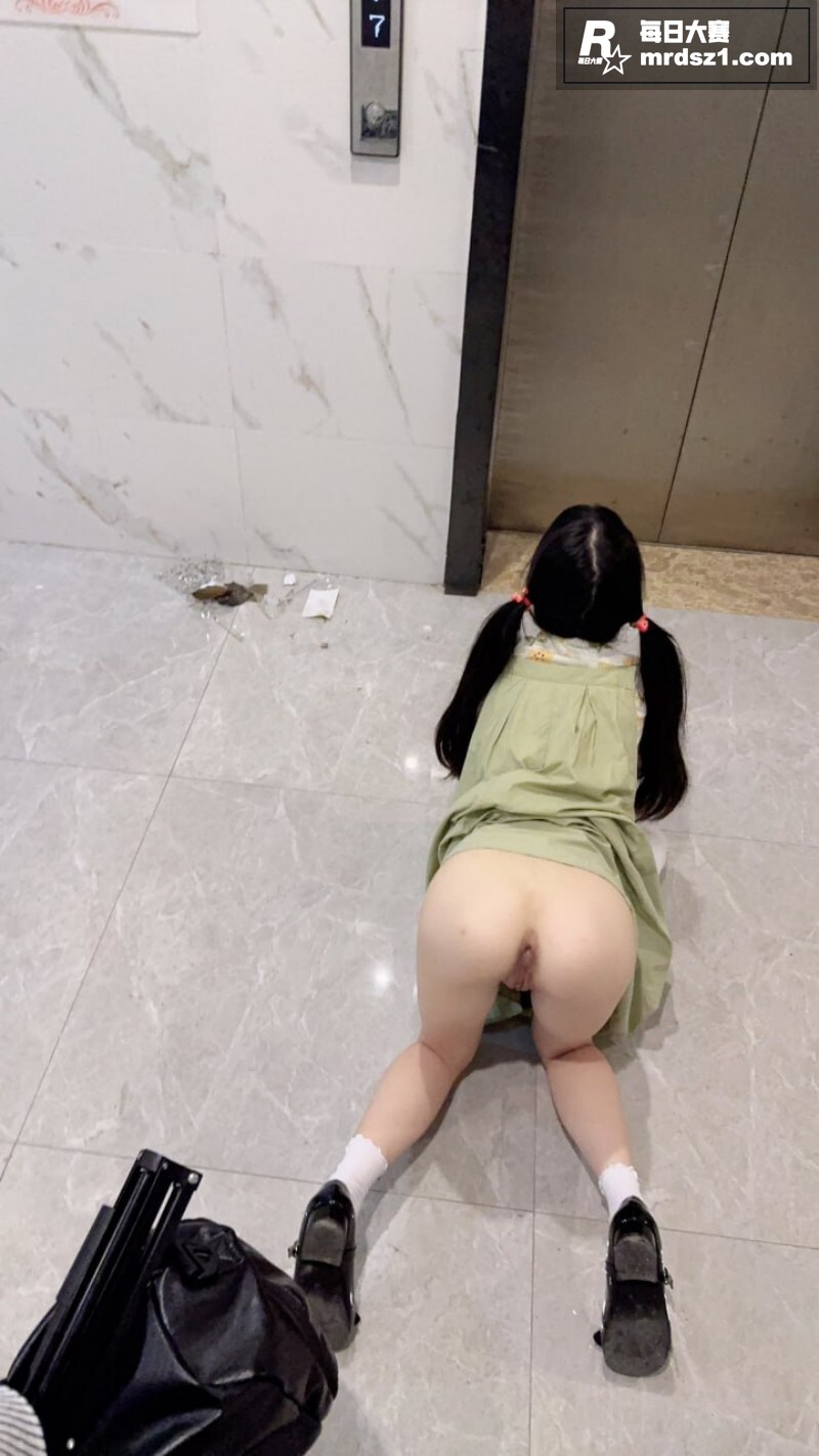 推特萝莉嫩妹杀手 o相关图片9