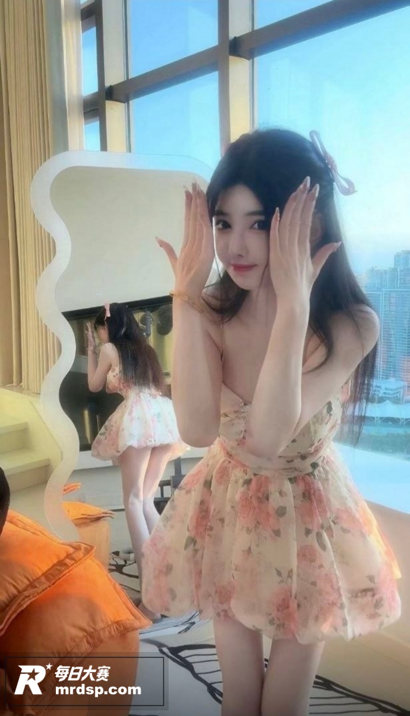 抖音高颜值网红小主播相关图片1