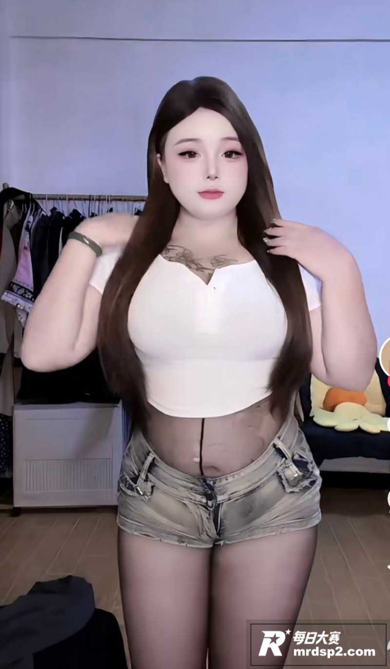 快手巨乳网红 杨大大相关图片2