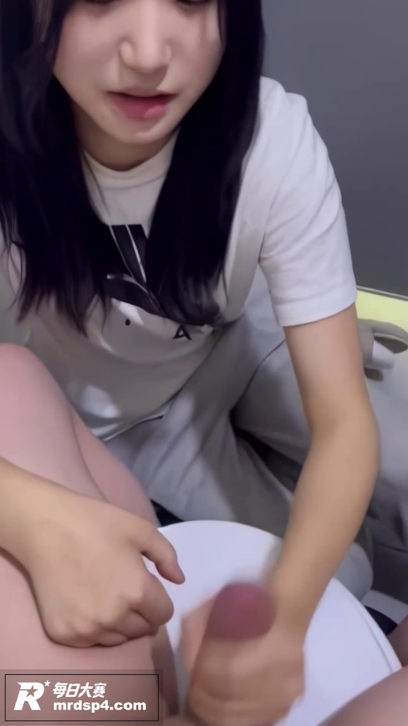 韩国大叔搭讪高颜值美相关图片3