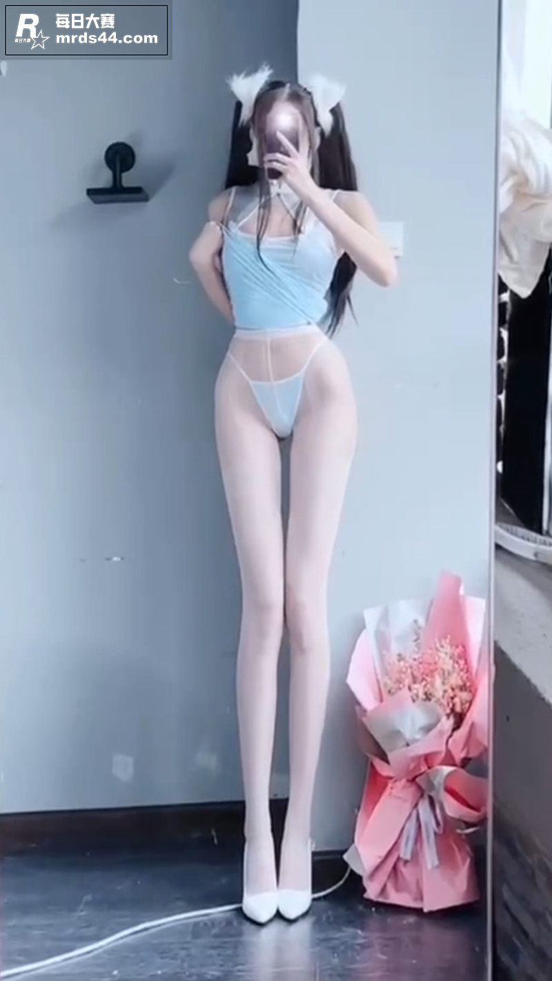 推特极品福利姬 小艾相关图片22