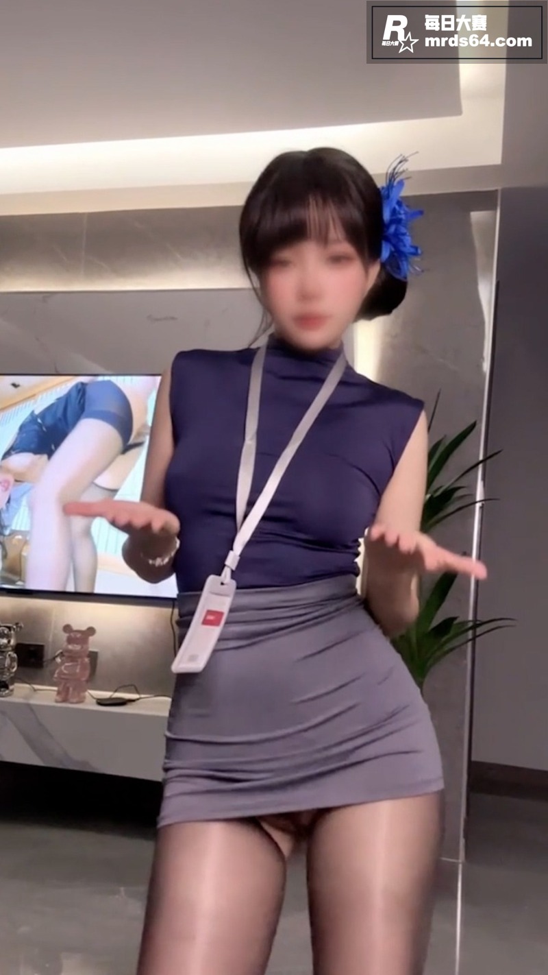 推特极品尤物 小仙云相关图片1
