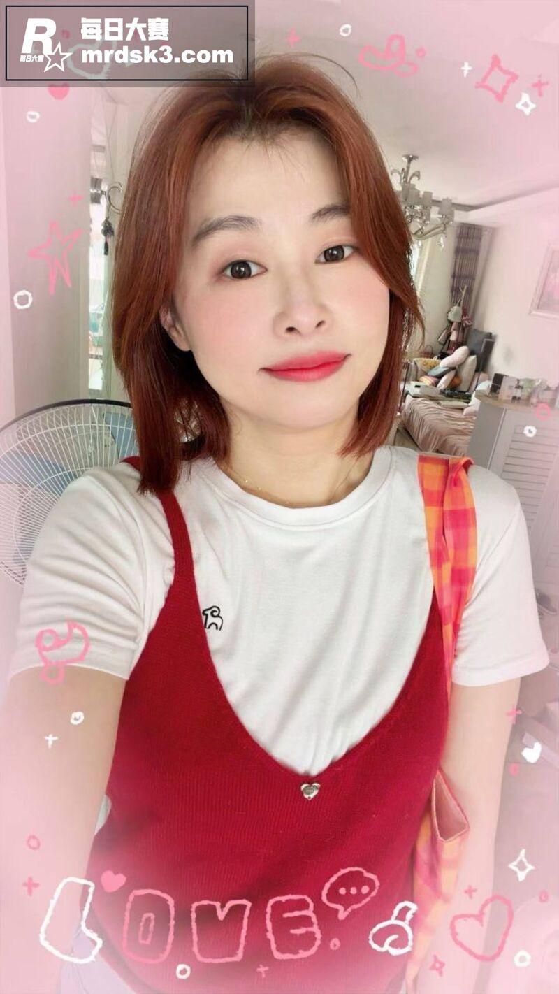 高颜熟女富婆包养小狼相关图片17