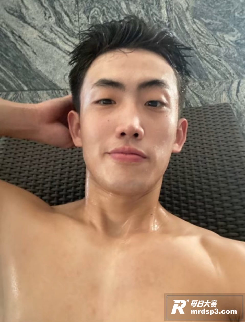 健身肌肉猛男与女友性相关图片2
