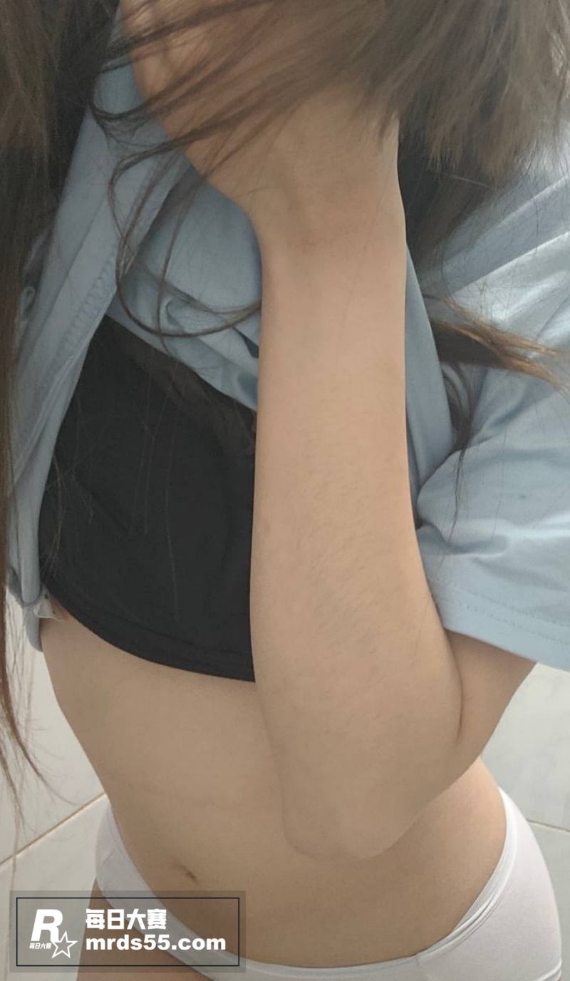 赛友投稿 骚逼女大卫相关图片10