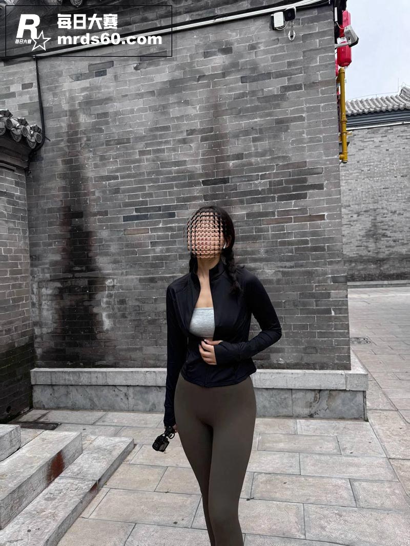 海角社区 39岁大屁相关图片4