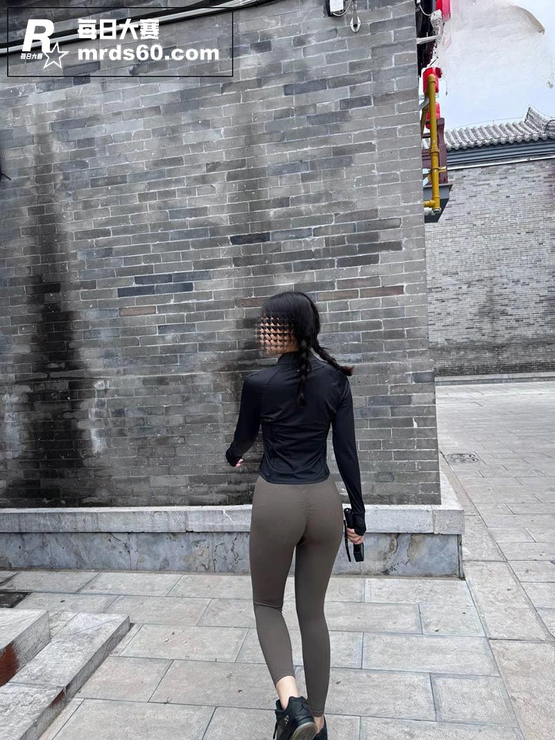 海角社区 39岁大屁相关图片5