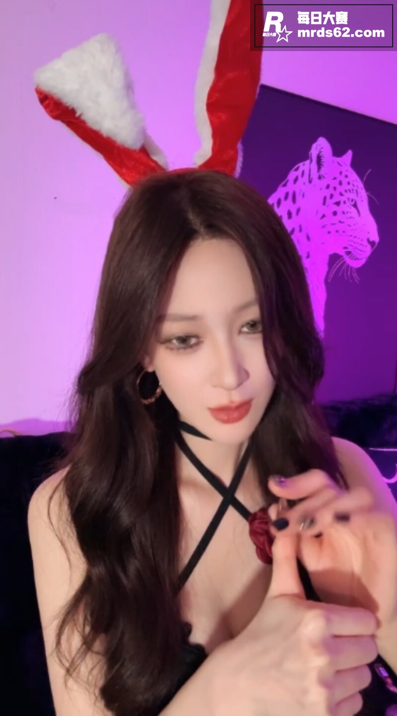 玩物社交御姐女神 艾相关图片1