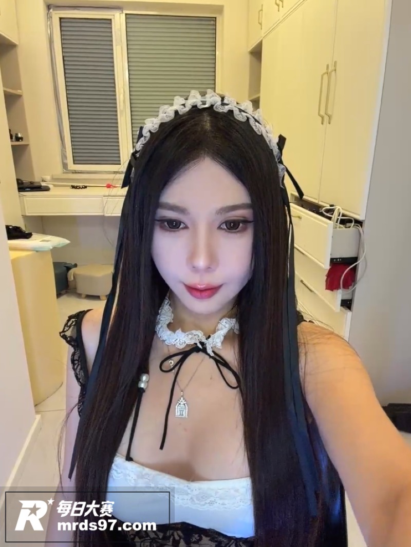 ST站高颜值女神 l相关图片1