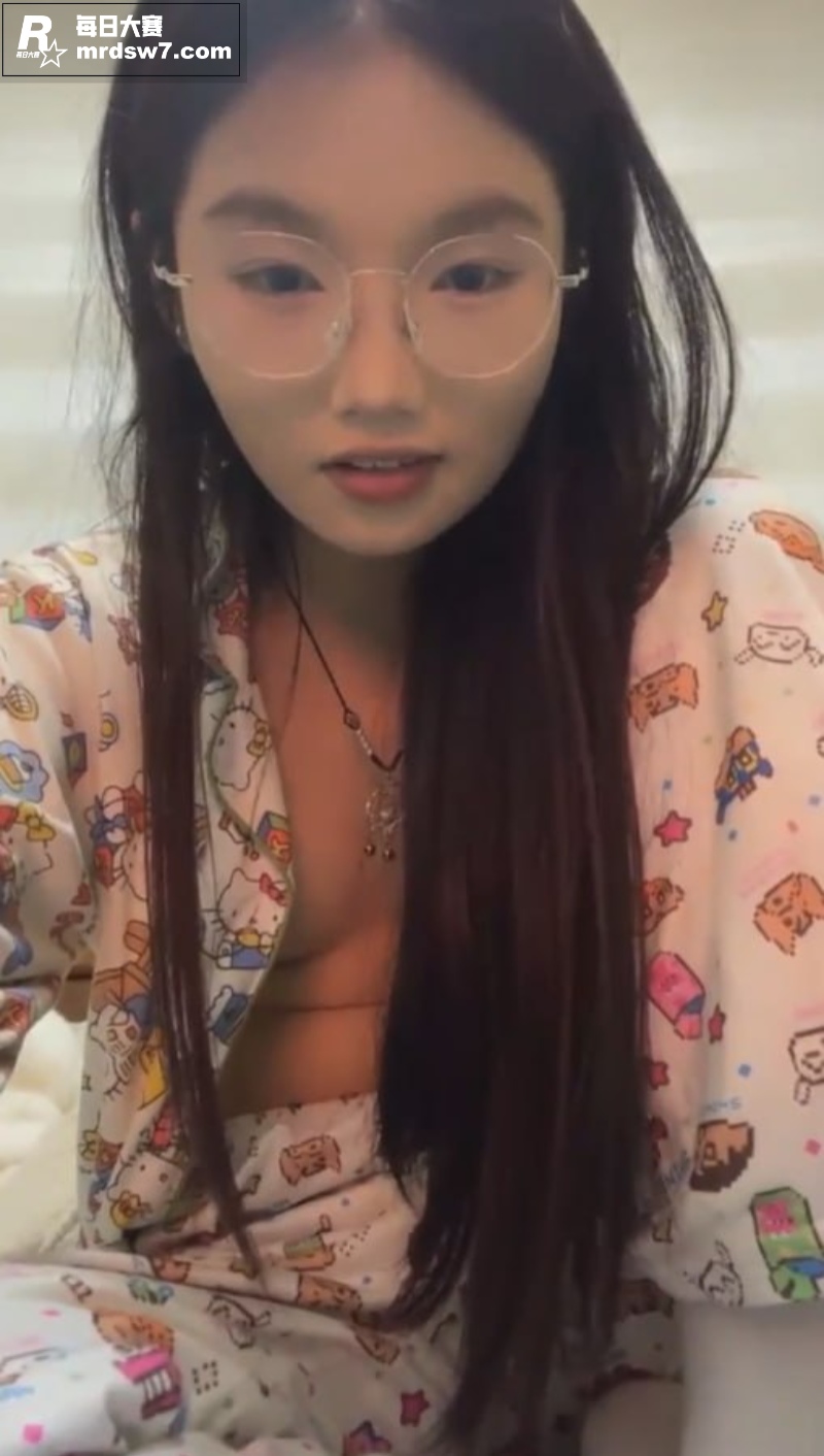 曾经火遍全网的反差母相关图片2