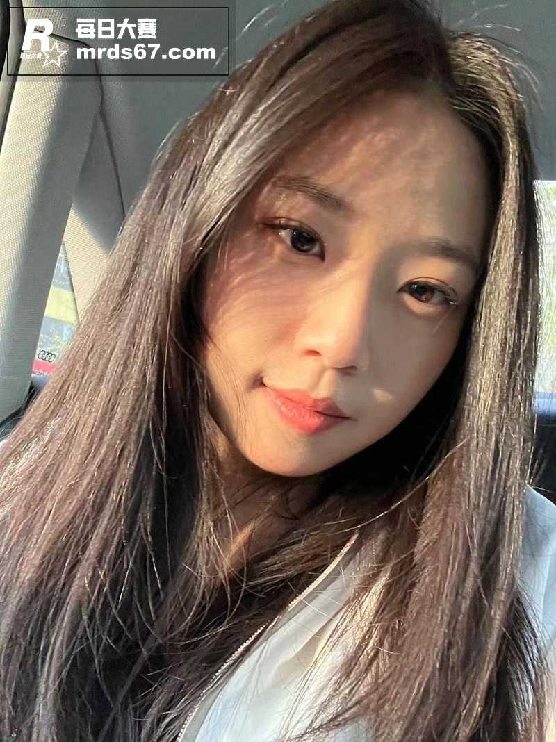 小情侣自拍泄密 反差相关图片1