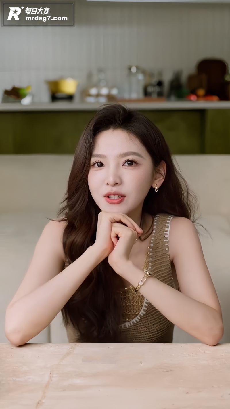 AI脱衣魔改女明星 相关图片1 AI脱衣魔改女明星 相关图片1