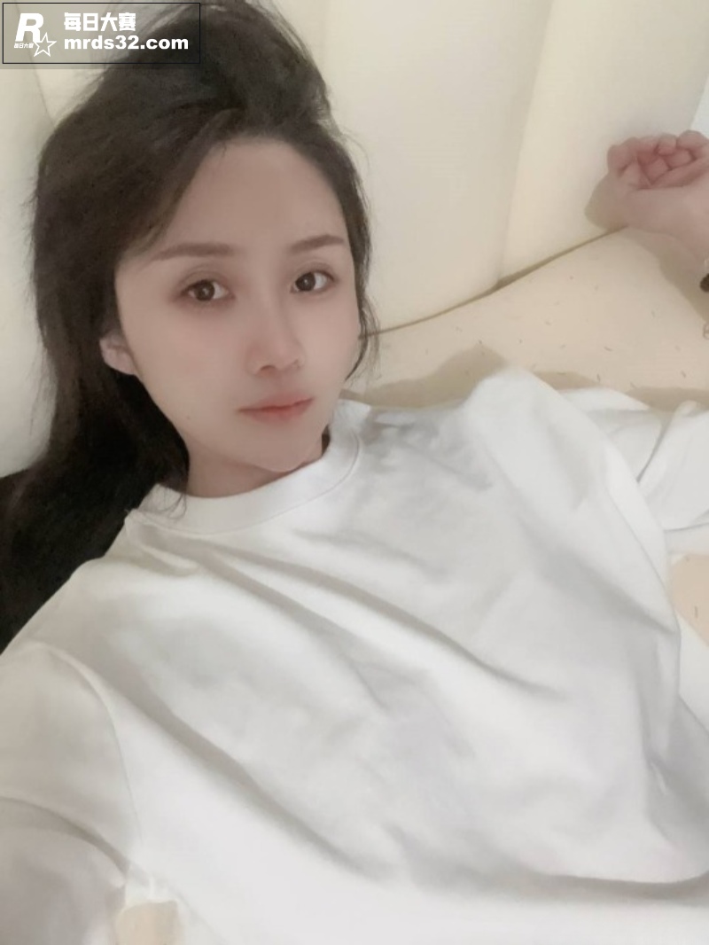 吉林高颜值纹身大奶妹相关图片3