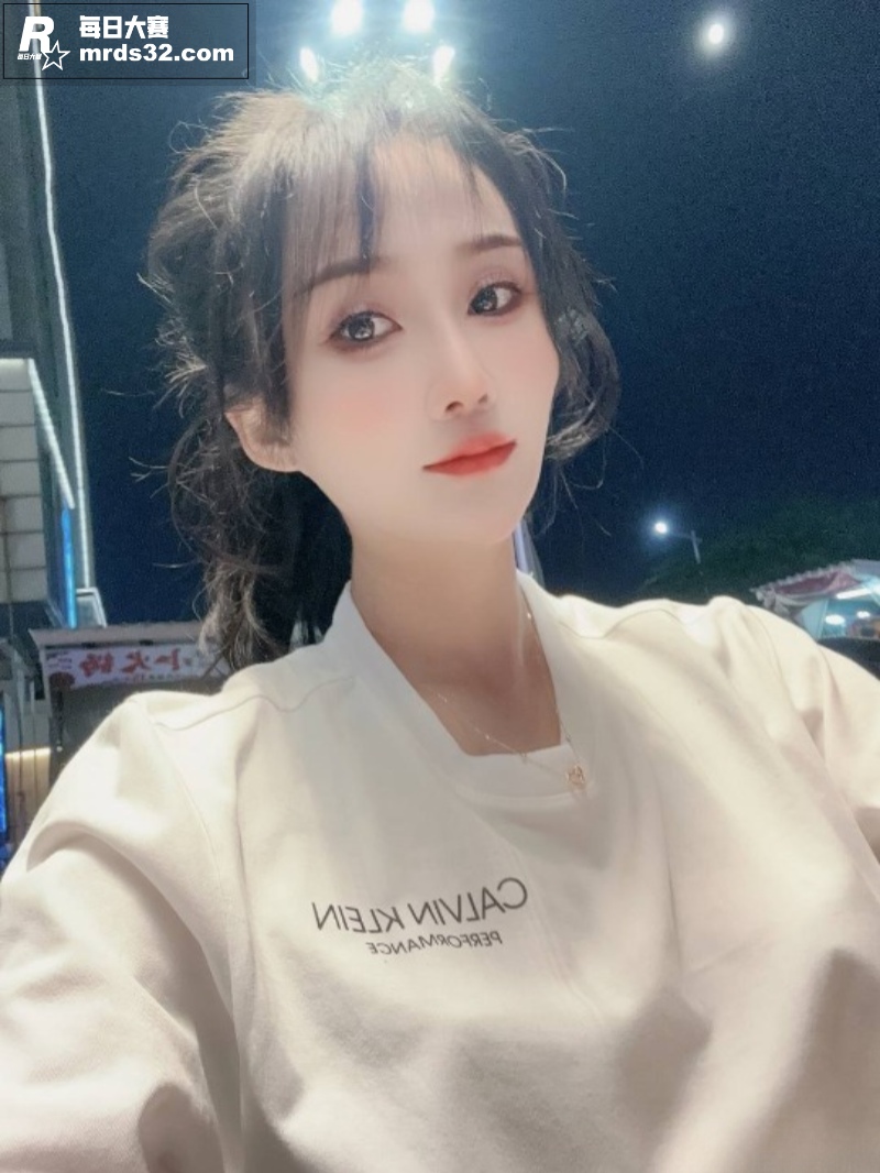 吉林高颜值纹身大奶妹相关图片5