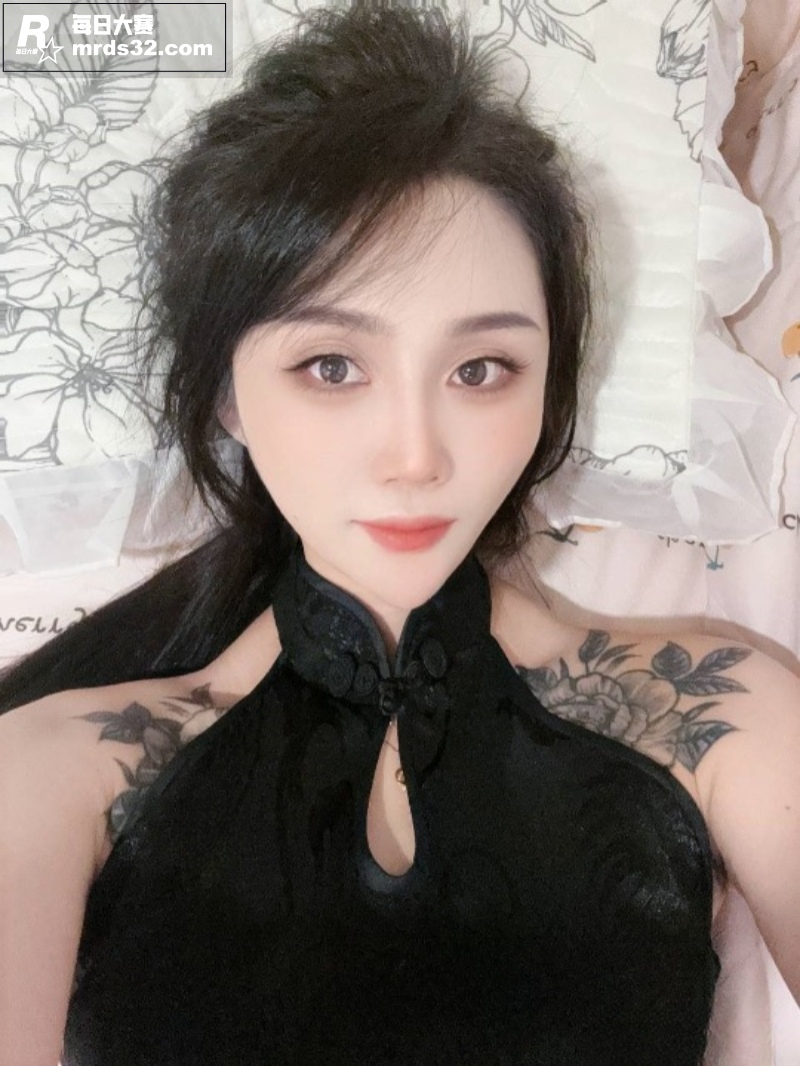 吉林高颜值纹身大奶妹相关图片6