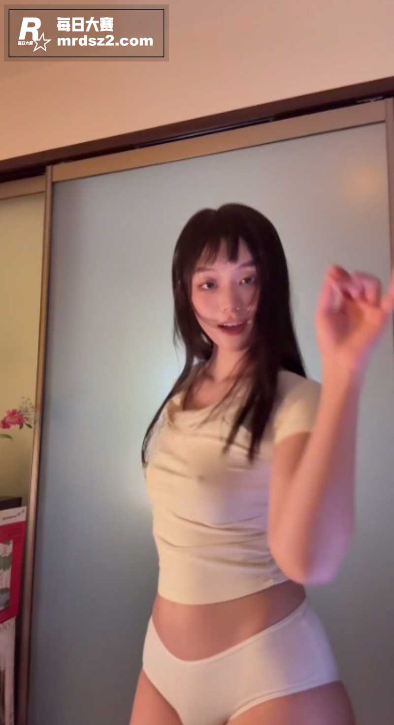 推特极品美少女福利姬相关图片6