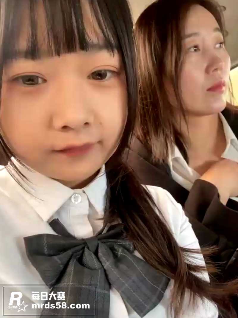 ST站18岁反差少女相关图片1