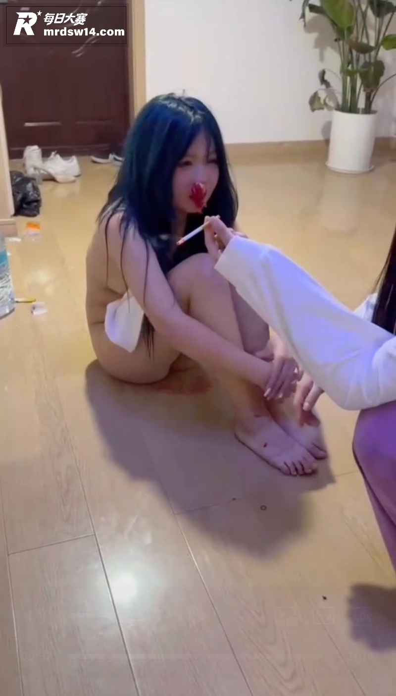多位精神小妹霸凌女孩相关图片6