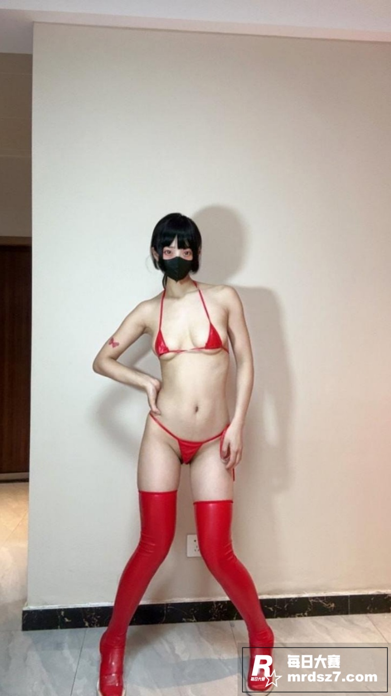 推特极品少女网黄 琪相关图片24