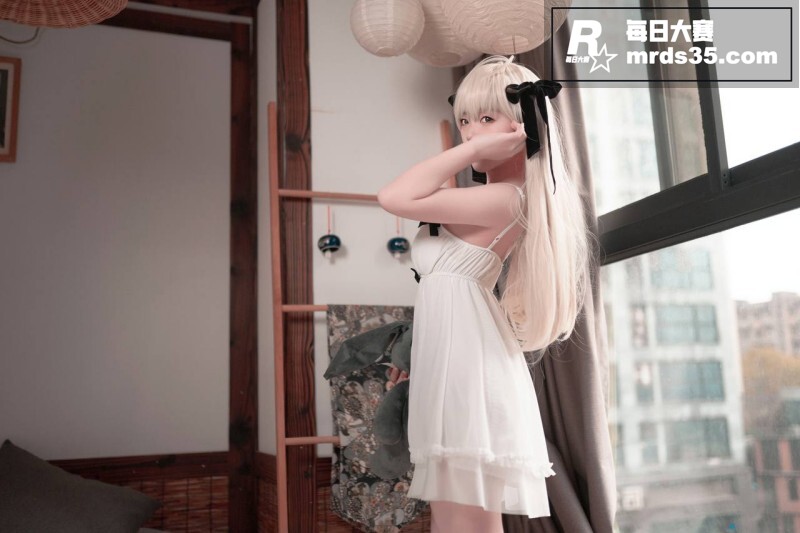 推特极品颜值萝莉Co相关图片40