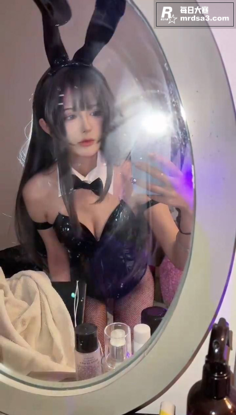 天津高颜值混血外围女相关图片4