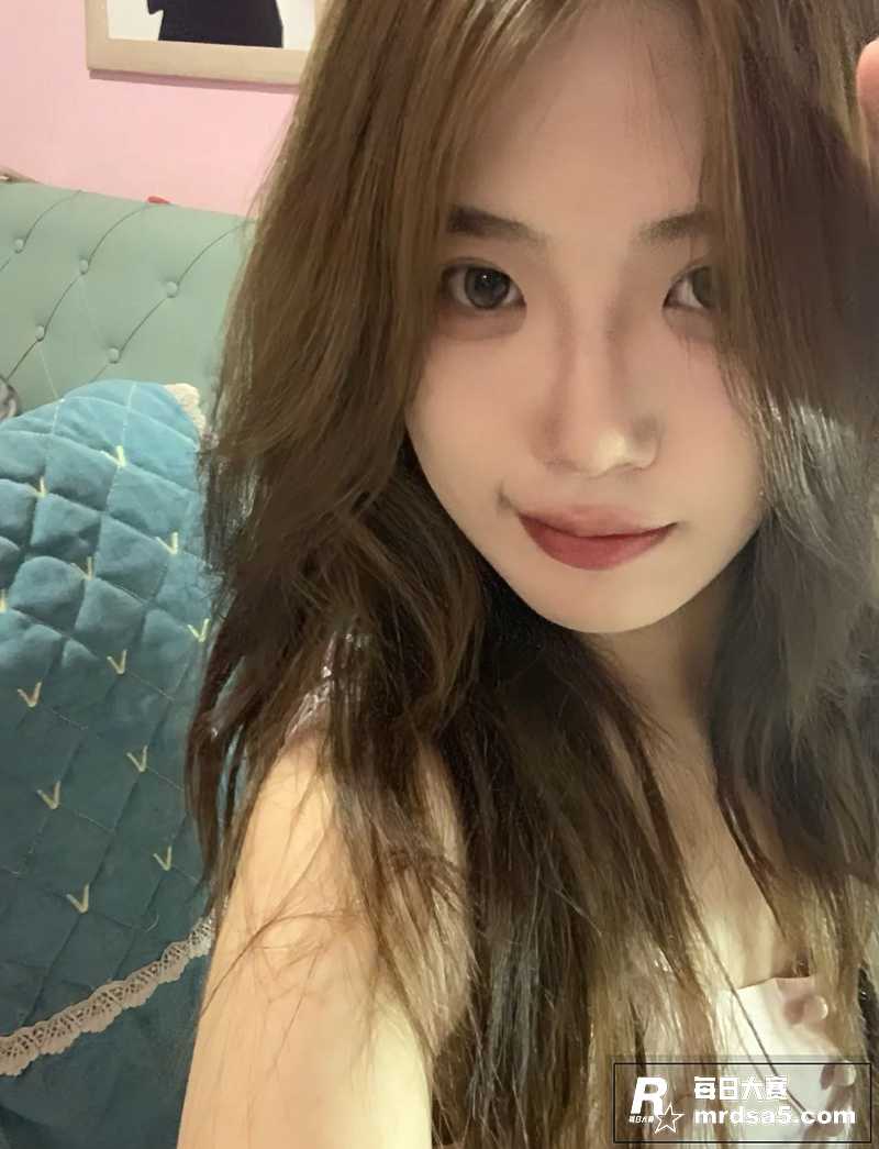 高颜值清纯学妹 被调相关图片4