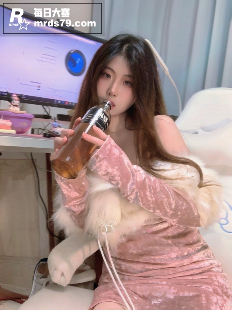 推特极品少女 小坏猫相关图片4