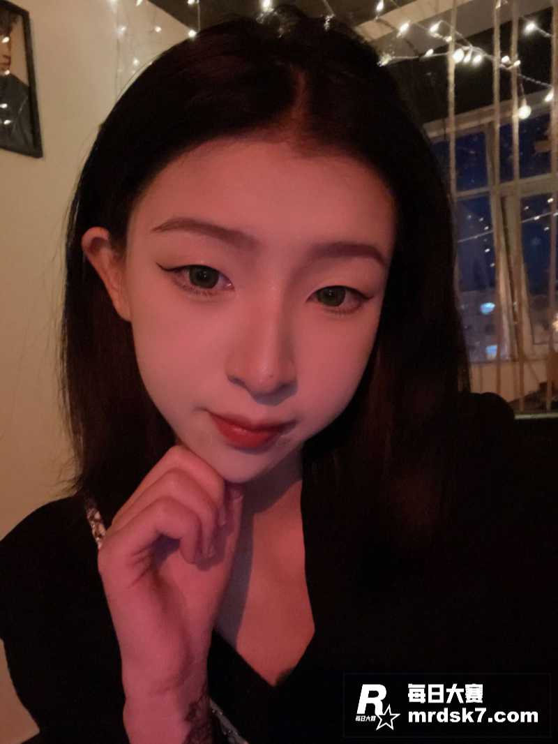高颜值甜美清纯女神 相关图片2