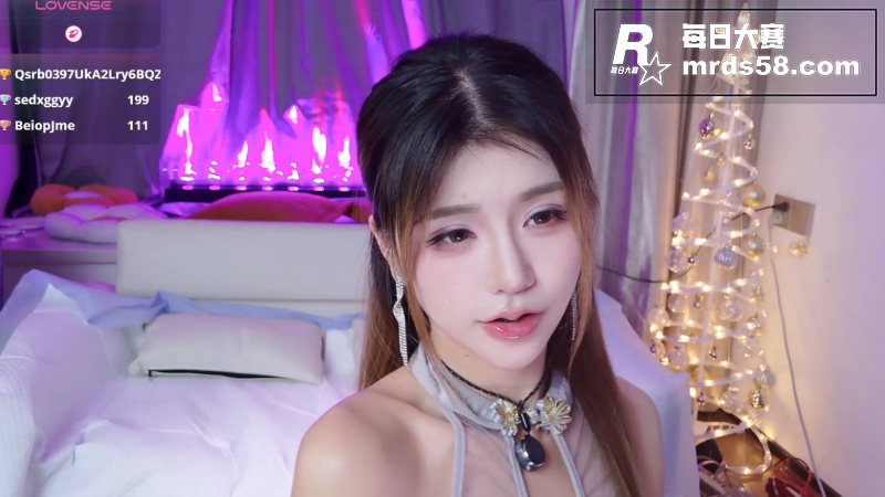ST站超高颜值的网红相关图片2