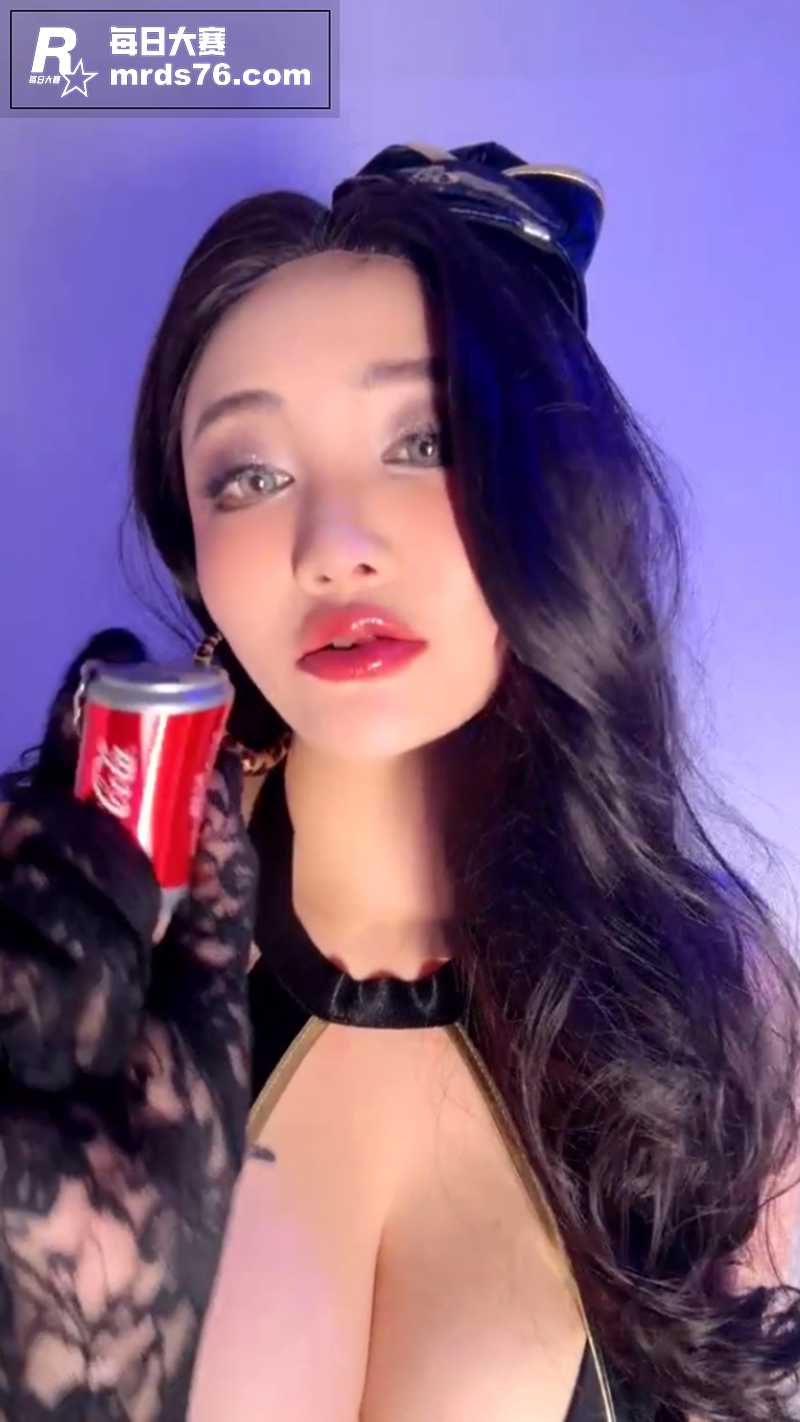 玩物社交巨乳女神 虐相关图片1
