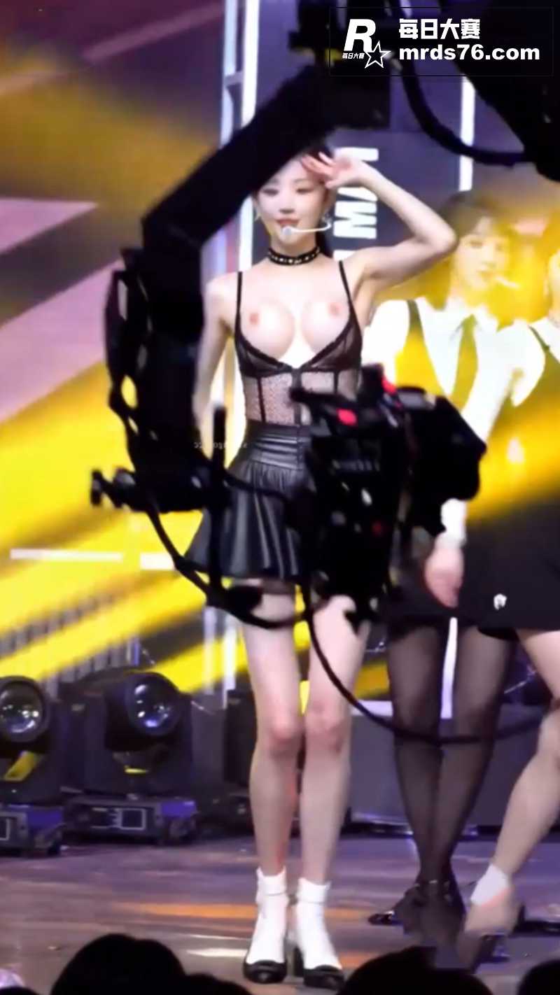 AI脱衣韩国顶级女星相关图片8
