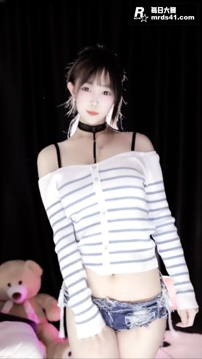 畅聊骚舞主播 周饱包相关图片2