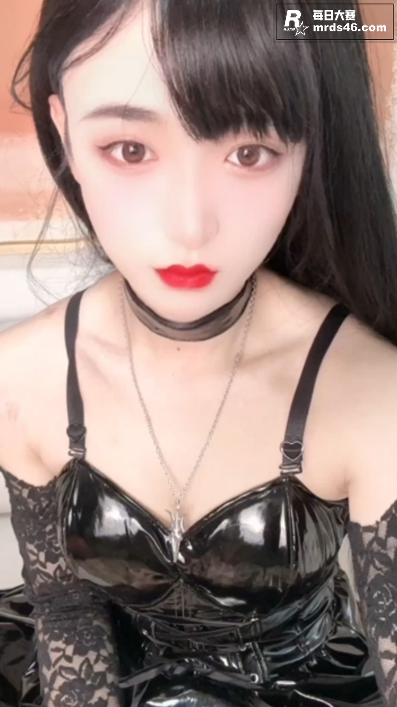 推特高颜值极品伪娘 相关图片3