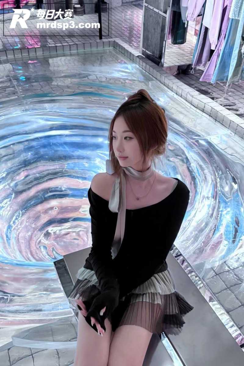 华东师范大学清纯女大相关图片1