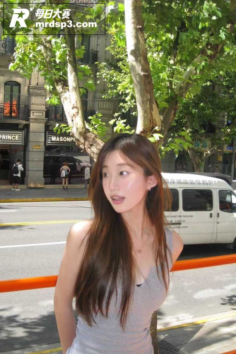 华东师范大学清纯女大相关图片8