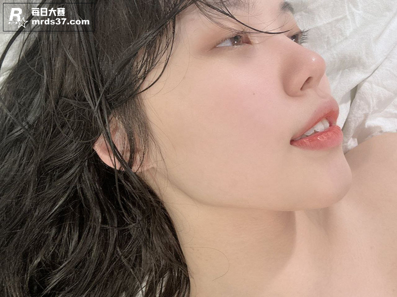 推特极品高颜值巨乳福相关图片3