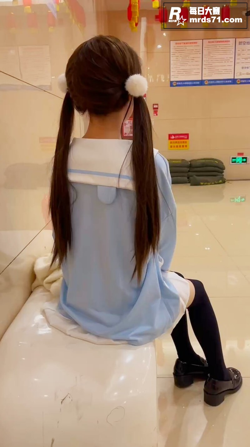 推特极品双马尾萝莉 相关图片1